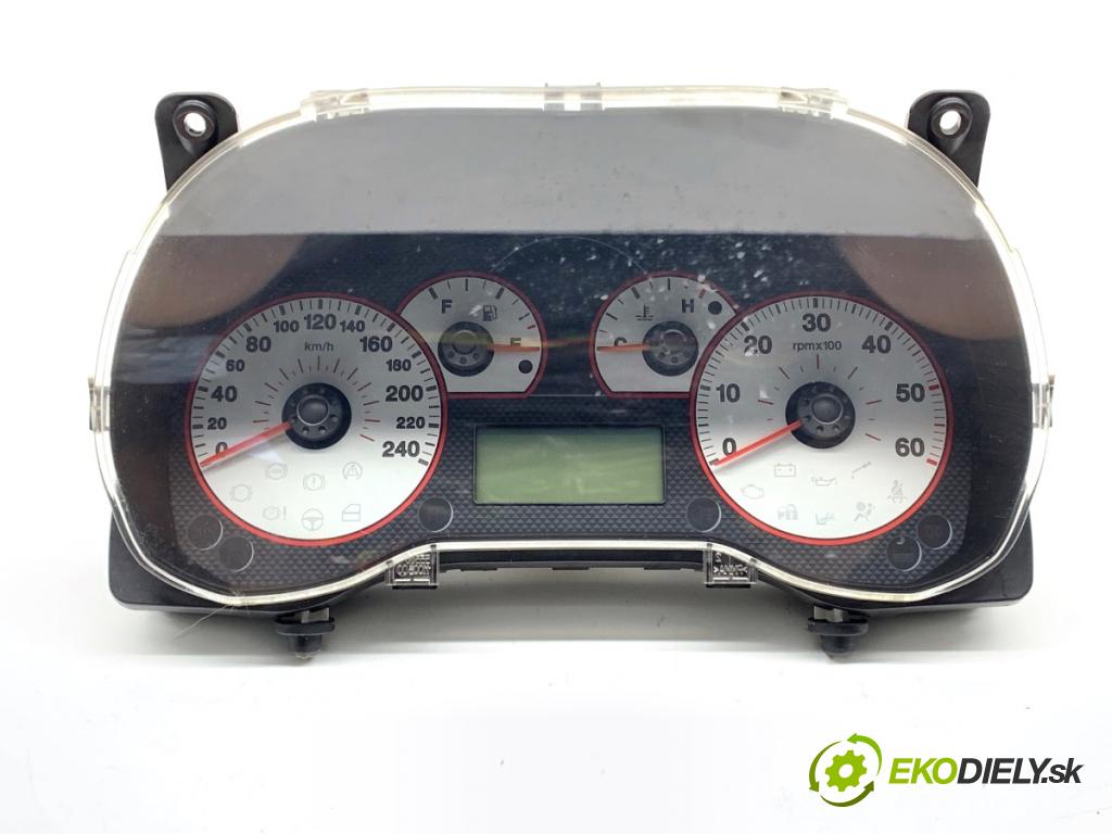 FIAT GRANDE PUNTO liftback 2005 96 kW 1.9 D Multijet 1910 Prístrojovka 51718562 (Prístrojová doska)