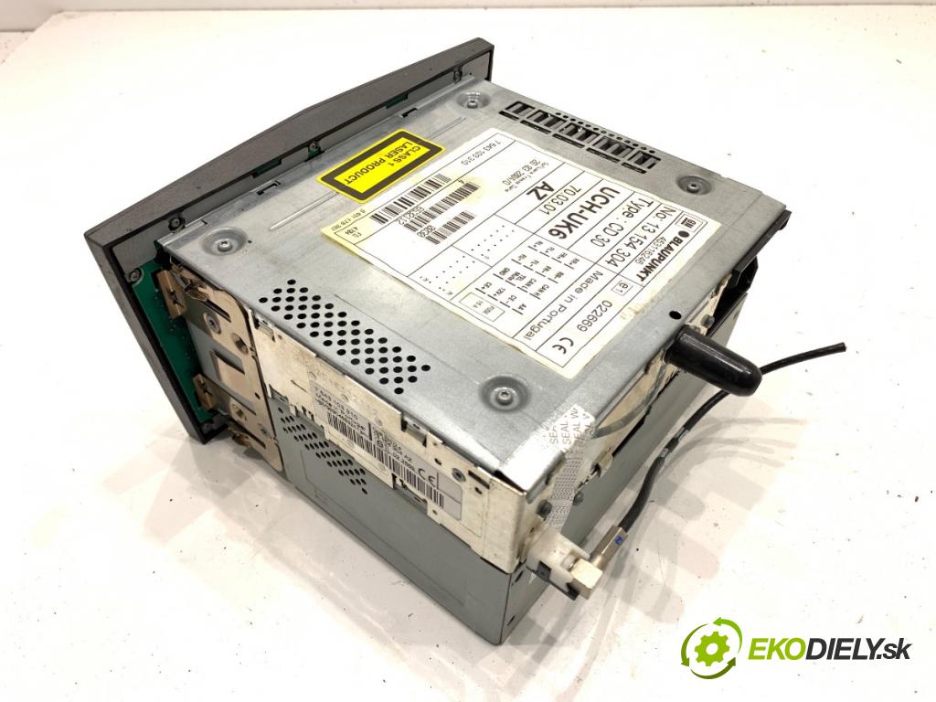 OPEL ASTRA H Kombi 2004 77 kW 1.6 (L35) 1598 RADIO 13154304AZ (Audio zariadenie)