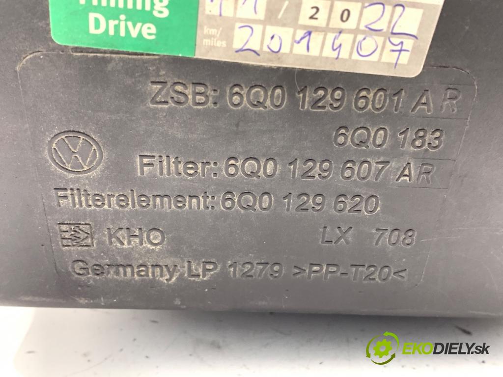 SKODA ROOMSTER nadwozie wielkoprzestrzenne (MPV) 2007 77 kW 1.9 TDI 1896 Obal filtra vzduchu 6Q0129601AR (Obal vzduchového filtra)