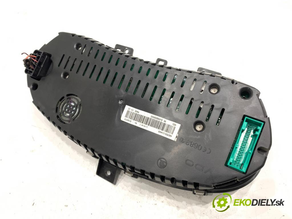 SKODA ROOMSTER nadwozie wielkoprzestrzenne (MPV) 2007 77 kW 1.9 TDI 1896 Prístrojovka 5J0920840C (Prístrojová doska)