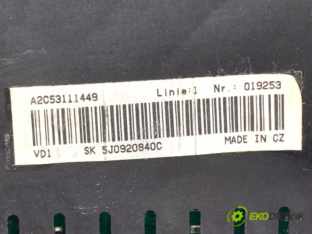 SKODA ROOMSTER nadwozie wielkoprzestrzenne (MPV) 2007 77 kW 1.9 TDI 1896 Prístrojovka 5J0920840C (Prístrojová doska)