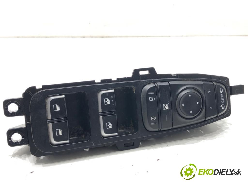 KIA STINGER liftback 2019 272 kW 3.3 T-GDi 4WD 3342 přepínač oken 93570J5000 (Páčky pod volantem)