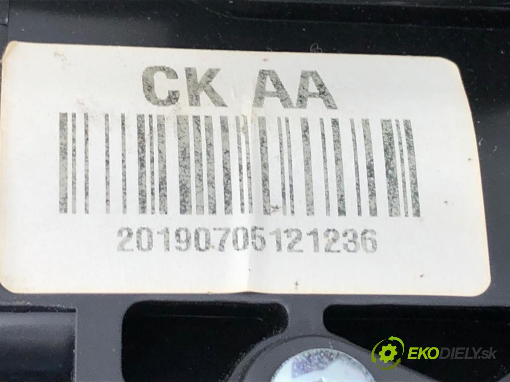 KIA STINGER liftback 2019 272 kW 3.3 T-GDi 4WD 3342 topné těleso radiátor topení komplet KOMBAJN  (Radiátor topení)