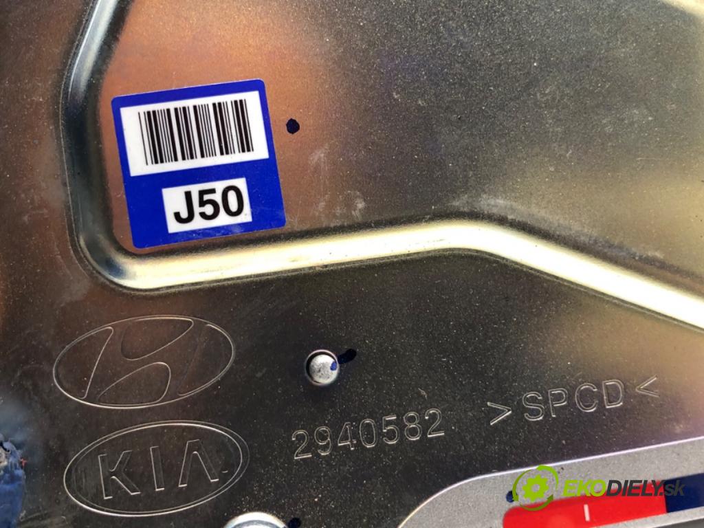 KIA STINGER liftback 2019 272 kW 3.3 T-GDi 4WD 3342 Zosilňovač 2940582 (Zosilňovač)