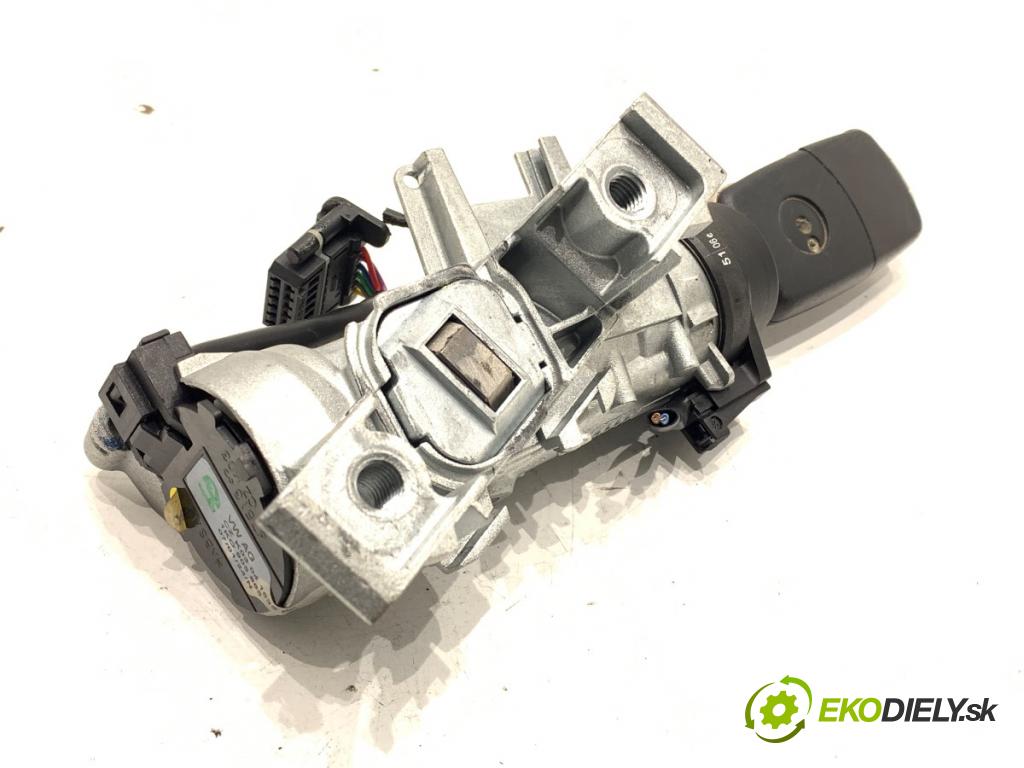 VW GOLF V liftback 2007 77 kW 1.9 TDI 1896 spinačka 1K0905851B (Spínacia skrinka)