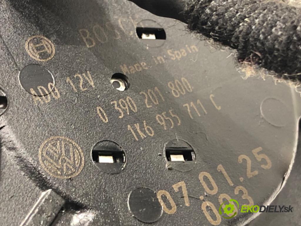 VW GOLF V liftback 2007 77 kW 1.9 TDI 1896 motor stěračů zadní část 1K6955711C
