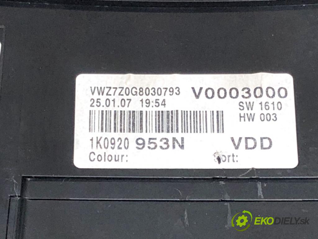 VW GOLF V liftback 2007 77 kW 1.9 TDI 1896 prístrojovka 1K0920953N (Přístrojová deska)