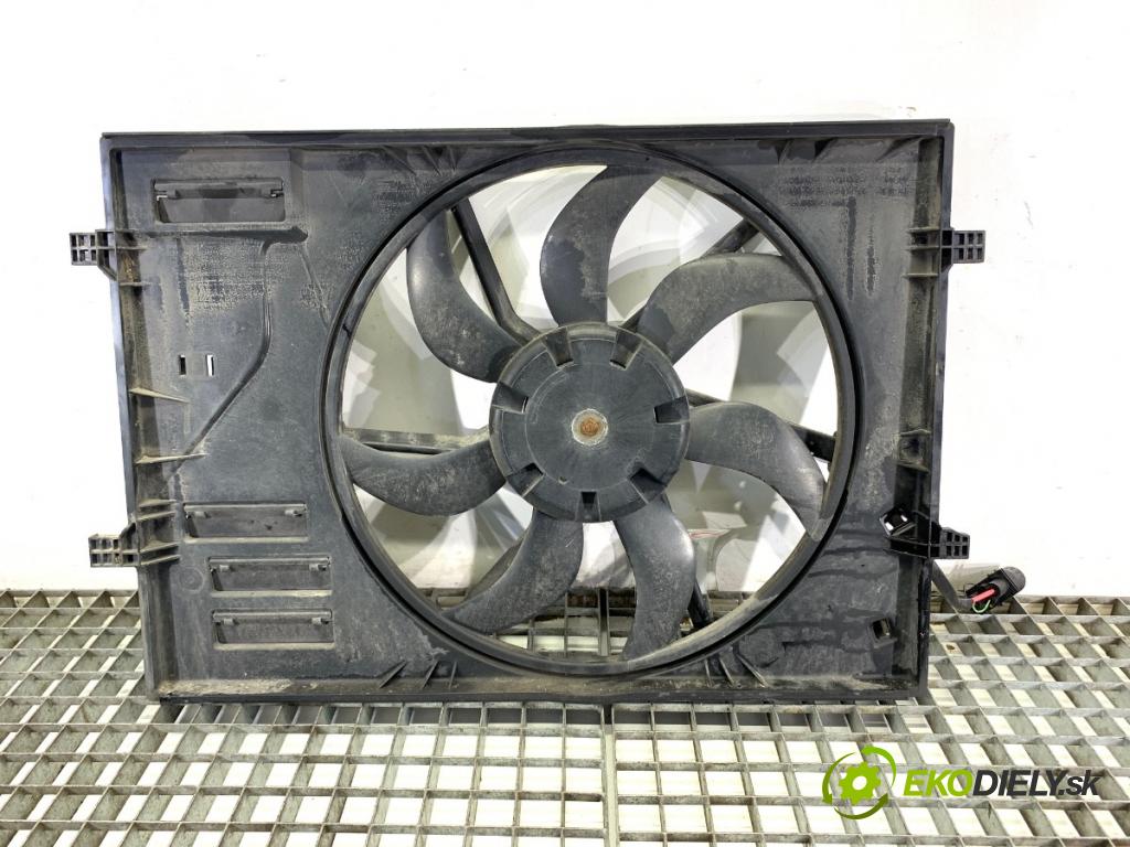 SKODA OCTAVIA III Kombi 2015 77 kW 1.6 TDI 1598 ventilátor chladiče 5Q0121205 (Ventilátor)