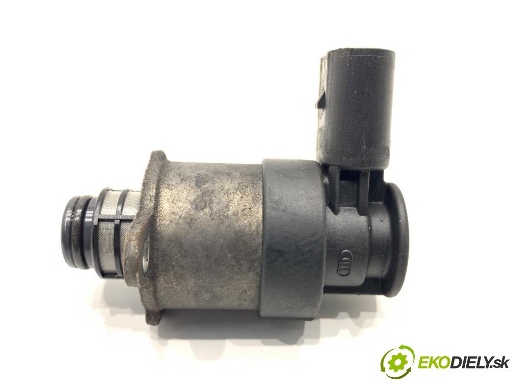 SKODA OCTAVIA III Kombi 2015 77 kW 1.6 TDI 1598 Regulátor tlaku paliva 0928400768 (Palivový systém ostatné)