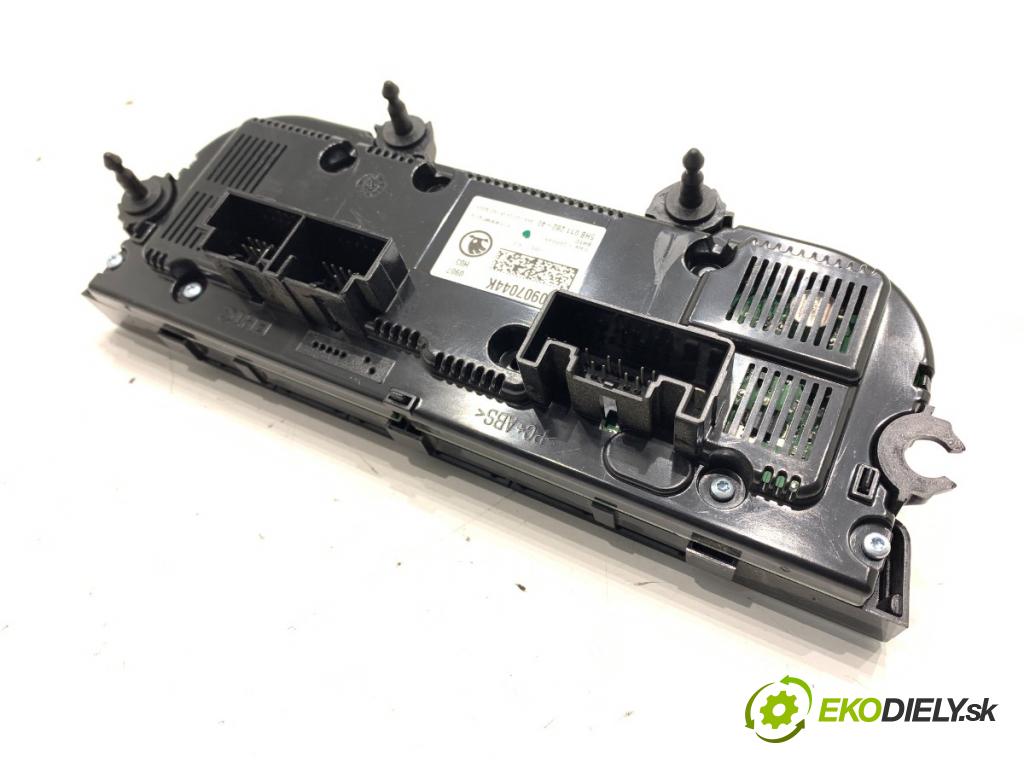 SKODA OCTAVIA III Kombi 2015 77 kW 1.6 TDI 1598 Panel ovládania kúrenia 5E0907044K (Prepínacie páčky pod volantom)