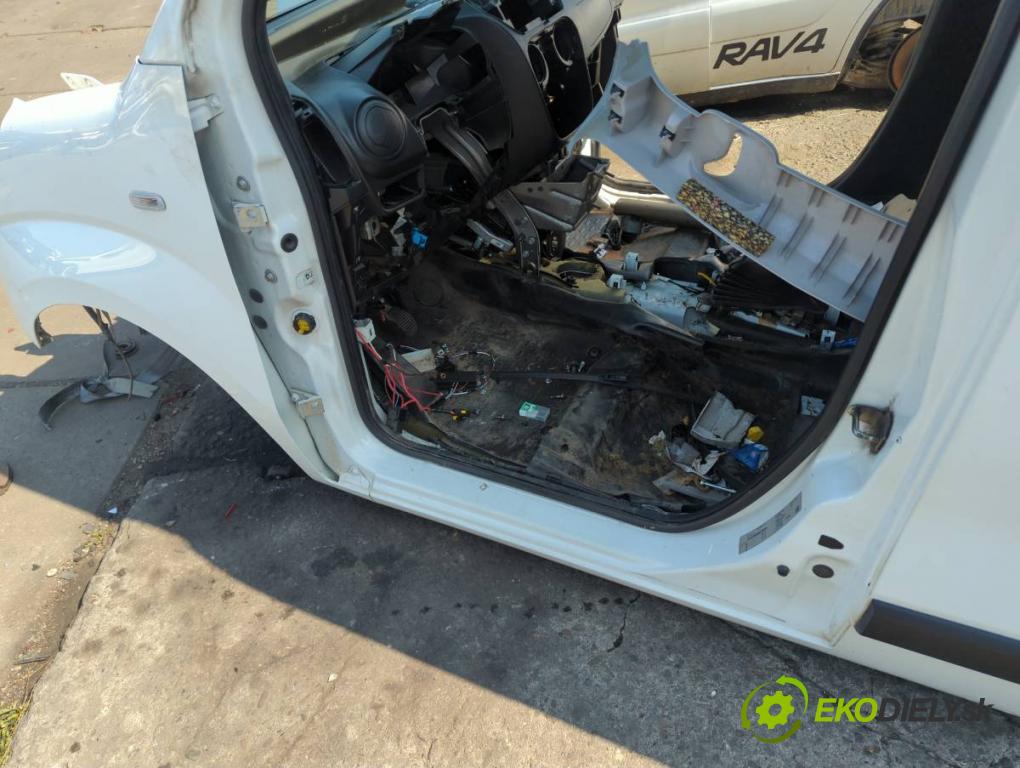 FIAT FIORINO III Nadwozie pełne/minivan 2019 57 kW 1.4 (225AXA1A, 225BXA1A) 1368 KAROSERIA CHLADIČ: ČTVRŤÁK blatník zadní část levý pravý práh střecha PODŁUŻNICA levý pravý