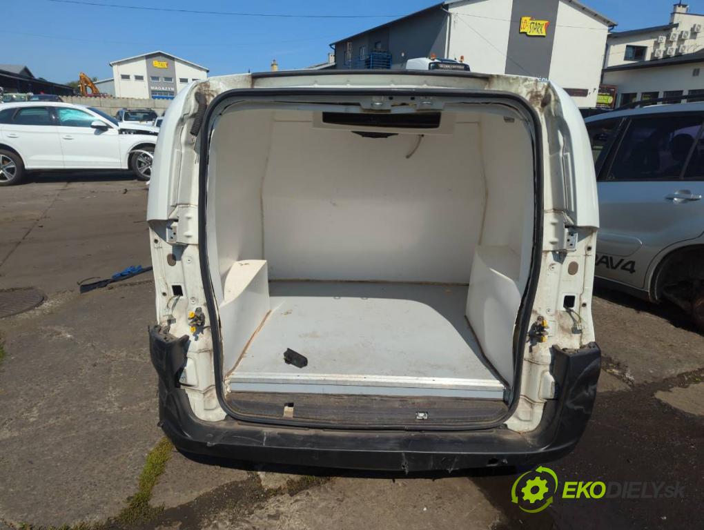 FIAT FIORINO III Nadwozie pełne/minivan 2019 57 kW 1.4 (225AXA1A, 225BXA1A) 1368 KAROSERIA CHLADIČ: ČTVRŤÁK blatník zadní část levý pravý práh střecha PODŁUŻNICA levý pravý