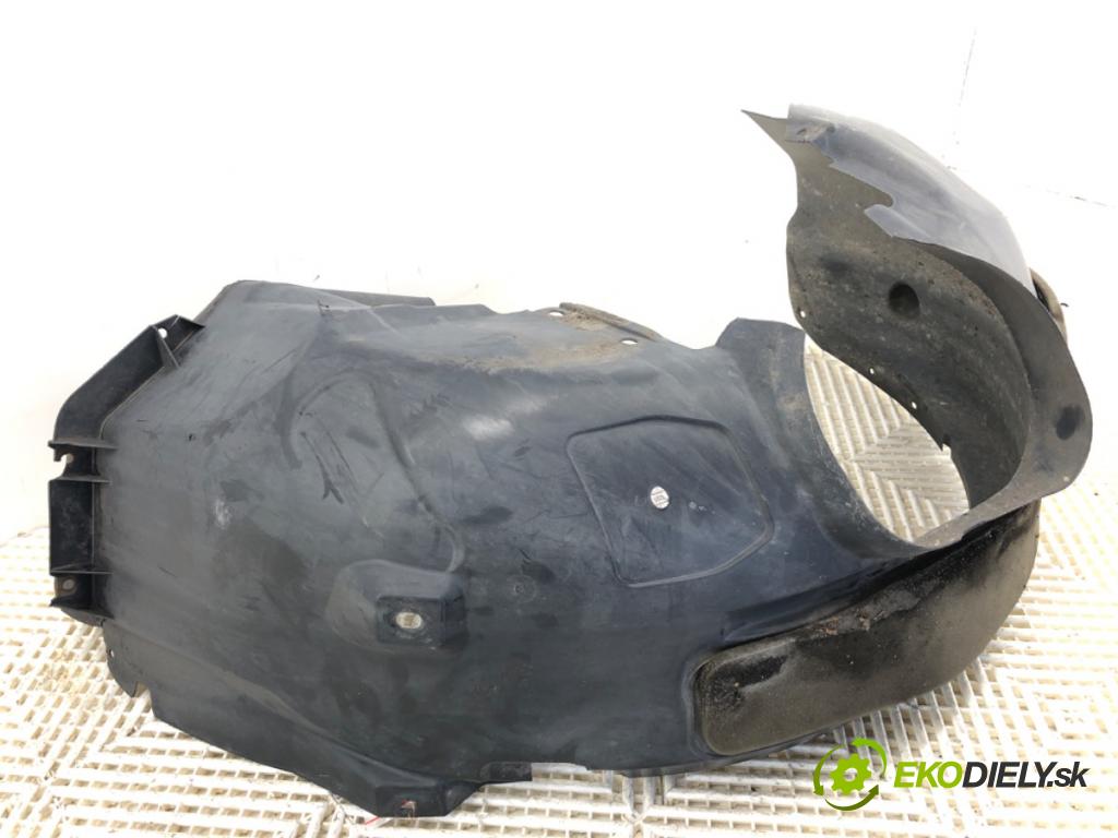 FORD FOCUS III liftback 2014 85 kW 1.6 TDCi 1560 podblatník levý přední část