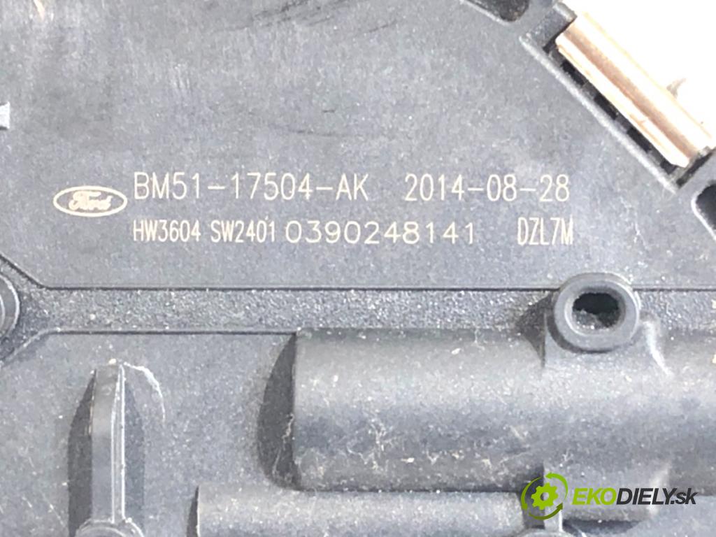 FORD FOCUS III liftback 2014 85 kW 1.6 TDCi 1560 mechanismus stěračů přední část levý BM51-17504-AK