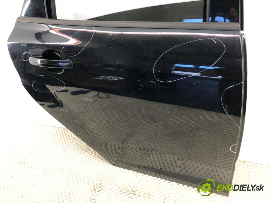 FORD FOCUS III liftback 2014 85 kW 1.6 TDCi 1560 dveře pravý zadní část