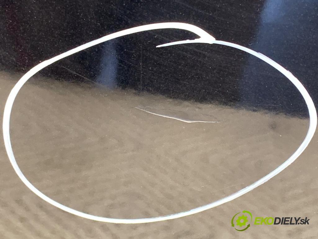 FORD FOCUS III liftback 2014 85 kW 1.6 TDCi 1560 Dvere ľavy predný