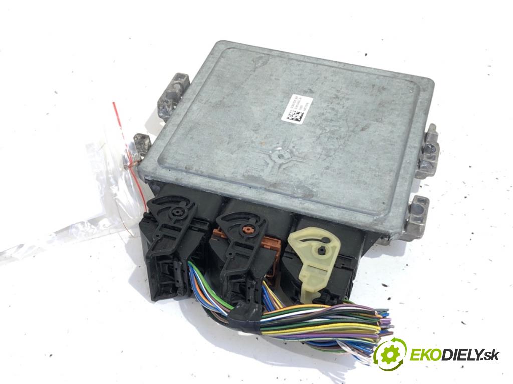 FORD FOCUS III liftback 2014 85 kW 1.6 TDCi 1560 riadiaca jednotka Motor BV61-12A650-EEB (Riadiaca jednotka)