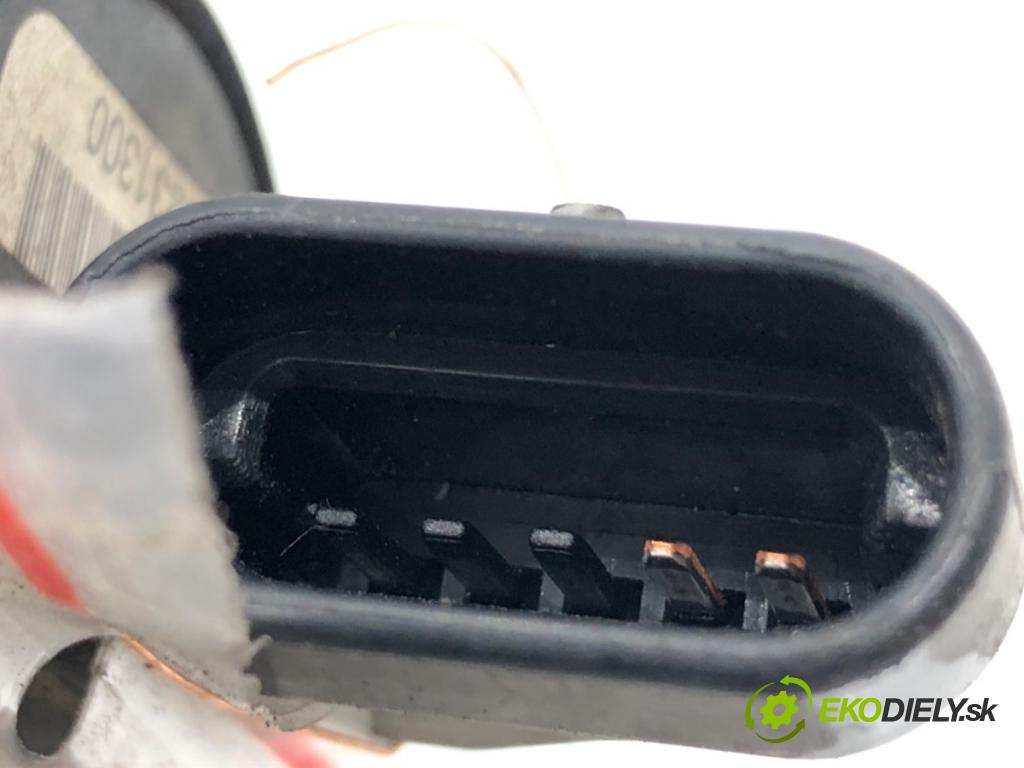 OPEL ASTRA H Kombi 2004 77 kW 1.6 (L35) 1598 Váha vzduchu  (Váha vzduchu)