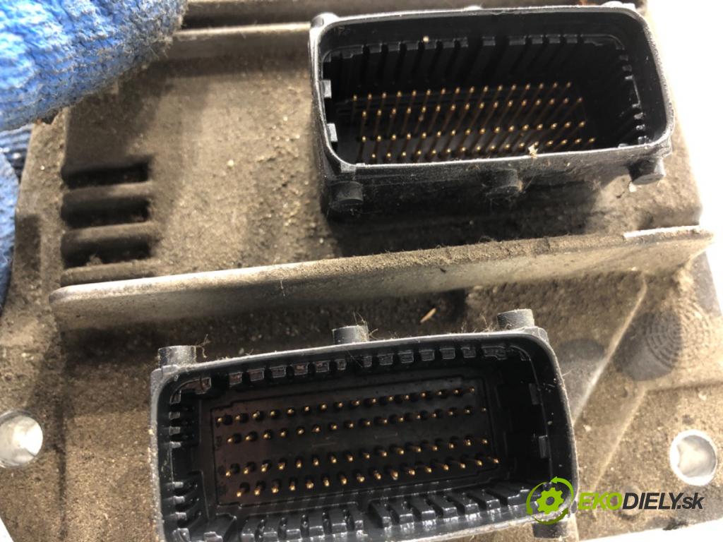 OPEL ASTRA H Kombi 2004 77 kW 1.6 (L35) 1598 riadiaca jednotka Motor 12230740 (Riadiaca jednotka)