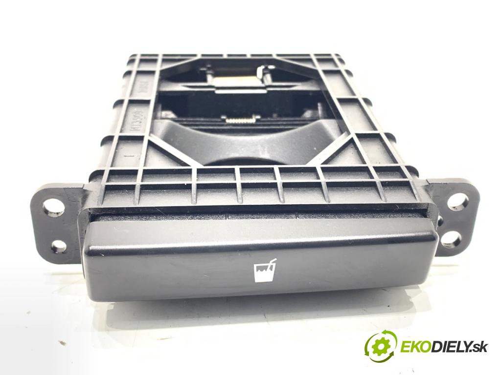 TOYOTA AVENSIS T25 sedan 2007 93 kW 2.0 D-4D (ADT250_) 1998 Držiak na nápoje  (Držiak (úchyt) na nápoje)