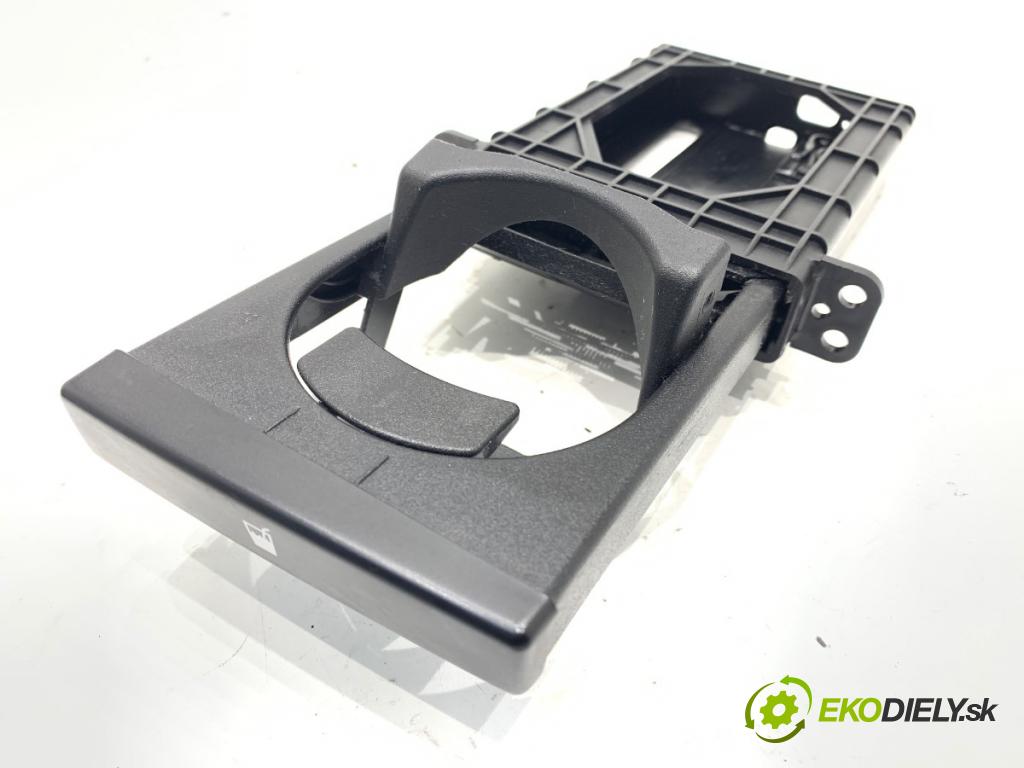 TOYOTA AVENSIS T25 sedan 2007 93 kW 2.0 D-4D (ADT250_) 1998 Držiak na nápoje  (Držiak (úchyt) na nápoje)