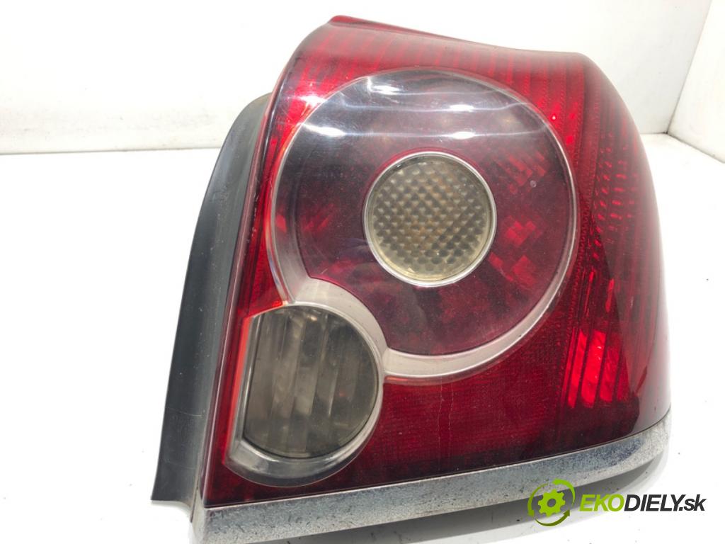TOYOTA AVENSIS T25 sedan 2007 93 kW 2.0 D-4D (ADT250_) 1998 světlo pravý zadní část 89070472