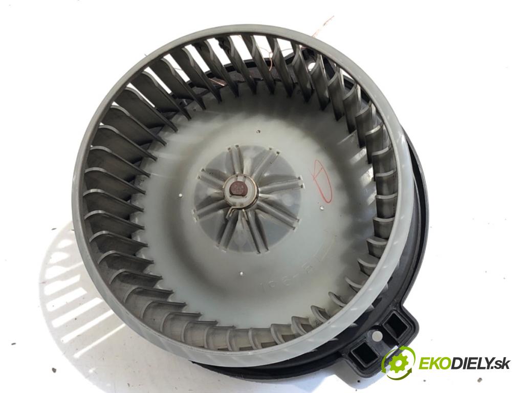 TOYOTA AVENSIS T25 sedan 2004 95 kW 1.8 (ZZT251_) 1794 ventilátor kúrenia MF016070-0610