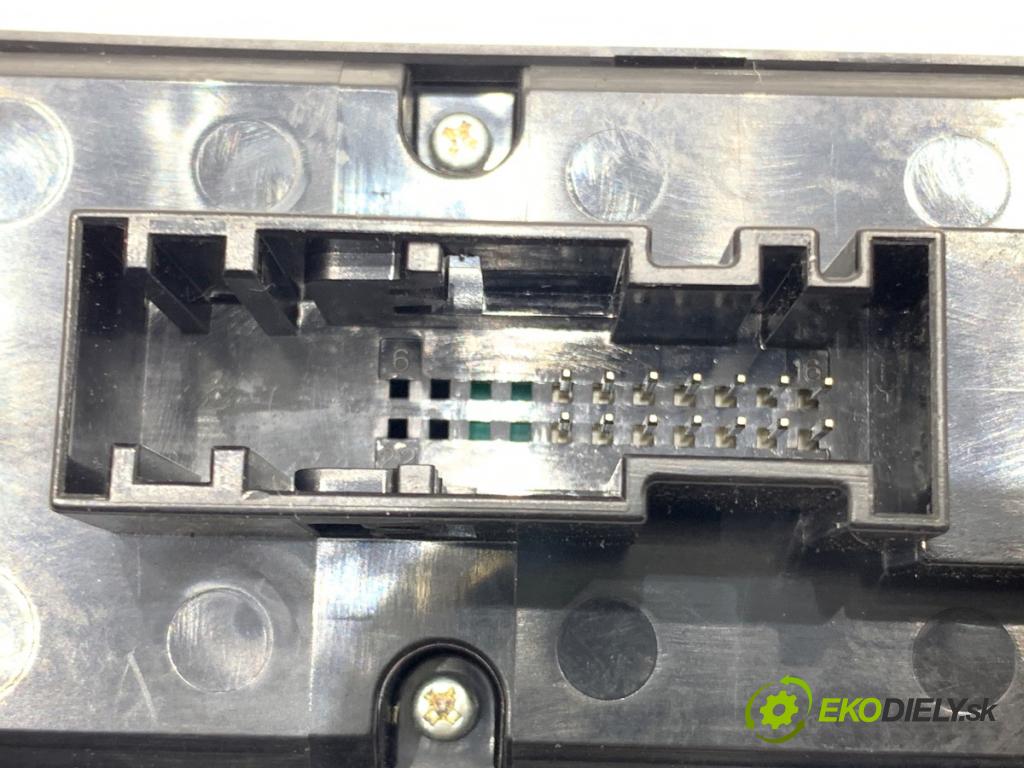 OPEL ASTRA H liftback 2010 85 kW 1.6 (L48) 1598 Prepínač okien 13228706 (Prepínacie páčky pod volantom)