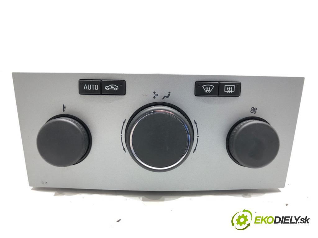 OPEL ASTRA H liftback 2010 85 kW 1.6 (L48) 1598 Panel ovládania kúrenia 13274233 (Prepínacie páčky pod volantom)