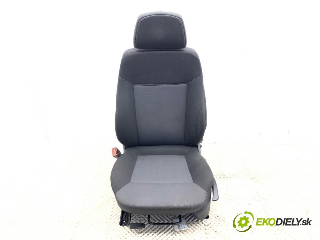 OPEL ASTRA H liftback 2010 85 kW 1.6 (L48) 1598 Sedadlo ľavy predný 