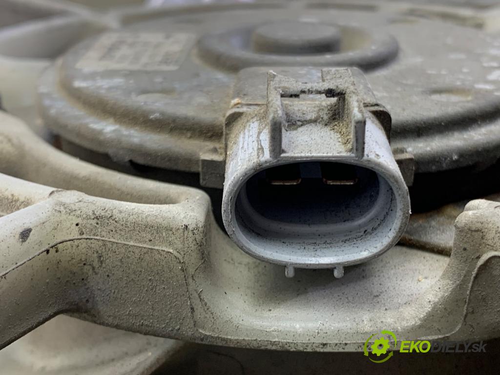 TOYOTA AVENSIS T25 sedan 2004 95 kW 1.8 (ZZT251_) 1794 ventilátor chladiče 16363-0H030 (Ventilátor)
