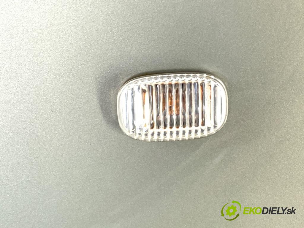 TOYOTA AVENSIS T25 sedan 2004 95 kW 1.8 (ZZT251_) 1794 Blatník ľavy predný