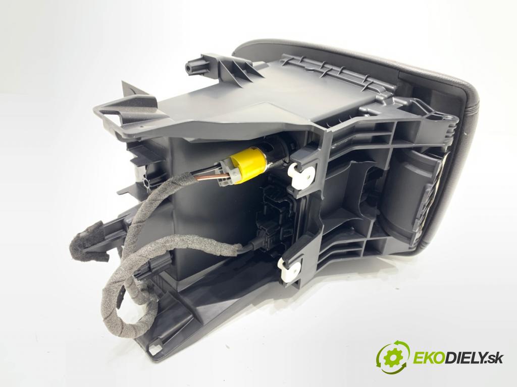 FORD FOCUS III Kombi 2018 70 kW 1.5 TDCi 1499 Lakťová opierka 1427435XCB (Lakťová opierka)