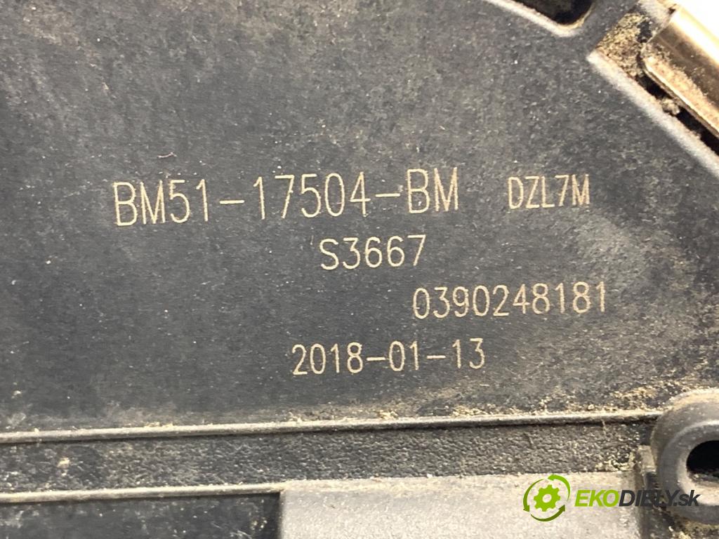 FORD FOCUS III Kombi 2018 70 kW 1.5 TDCi 1499 mechanismus stěračů přední část pravý BM51-17504-BM