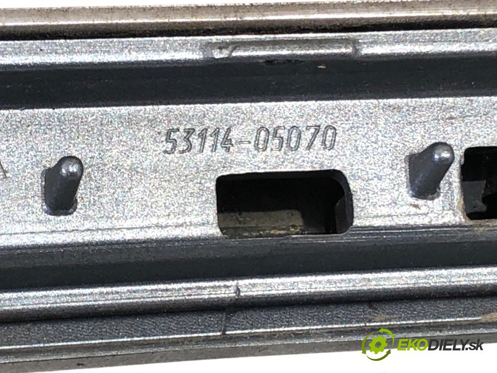 TOYOTA AVENSIS T25 sedan 2007 93 kW 2.0 D-4D (ADT250_) 1998 Mriežka maska 53100-05080 (Mriežka predná (maska chladiča))
