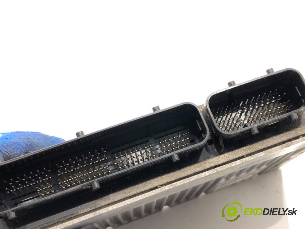 TOYOTA AURIS II Kombi 2014 97 kW 1.6 (ZRE185_) 1598 riadiaca jednotka Motor 89661-0Z840 (Riadiaca jednotka)