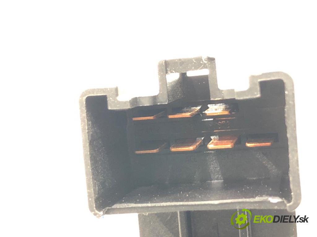 TOYOTA AURIS II Kombi 2014 97 kW 1.6 (ZRE185_) 1598 spinačka 45020-0206 (Spínacia skrinka)