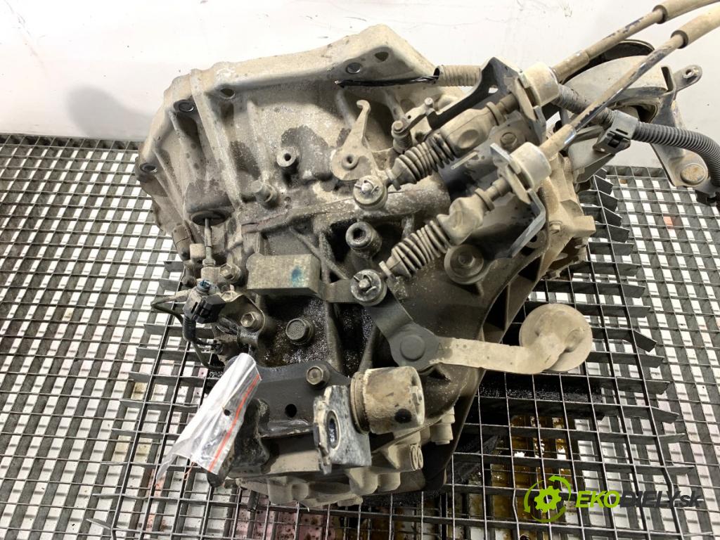 TOYOTA AURIS II Kombi 2014 97 kW 1.6 (ZRE185_) 1598 Prevodovka  (Prevodovka)