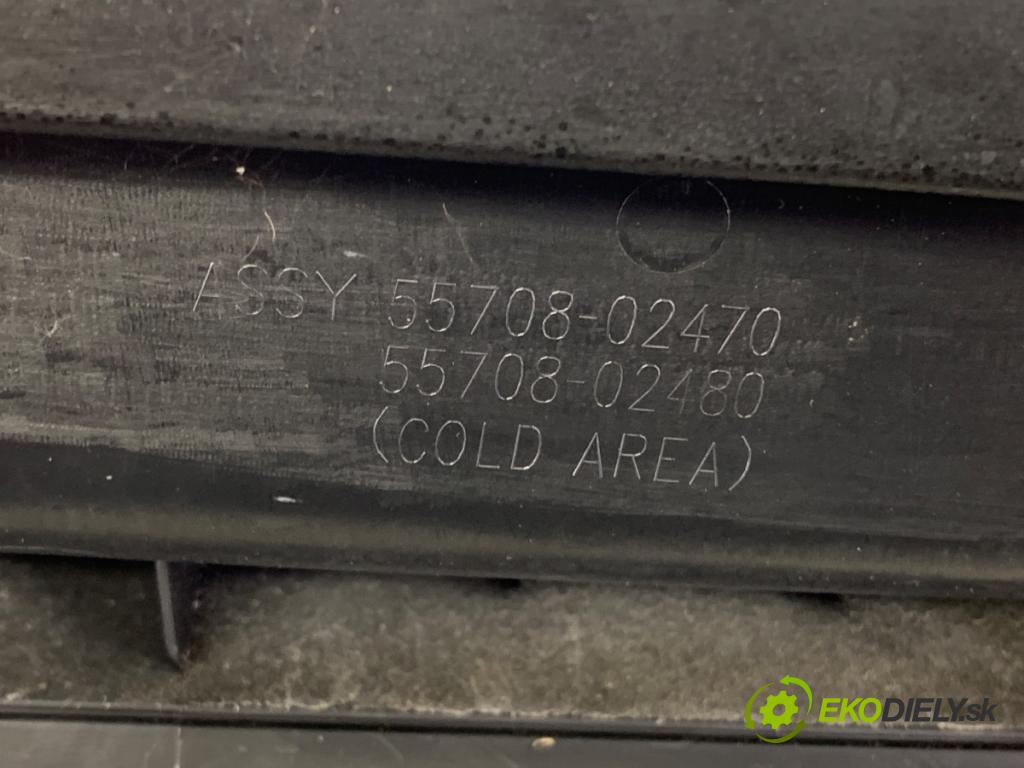 TOYOTA AURIS II Kombi 2014 97 kW 1.6 (ZRE185_) 1598 Torpédo, plast pod čelné okno 55708-02470 (Torpédo (plast pod čelným sklom))