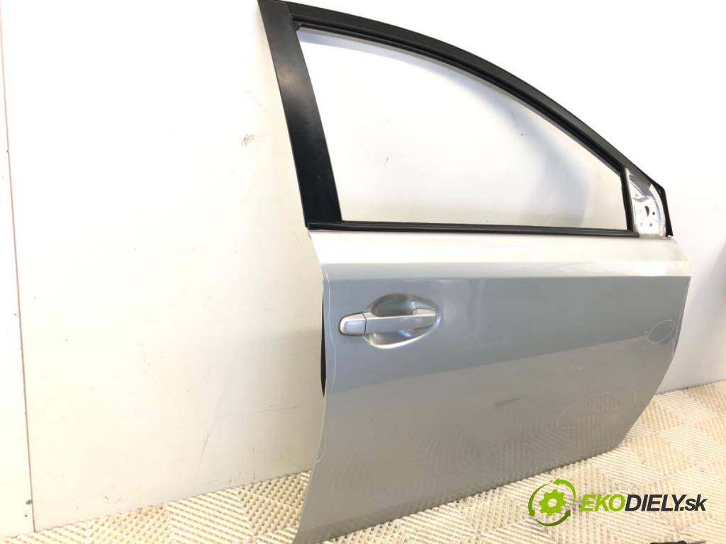 TOYOTA AURIS II Kombi 2014 97 kW 1.6 (ZRE185_) 1598 dveře pravý přední část 1F7