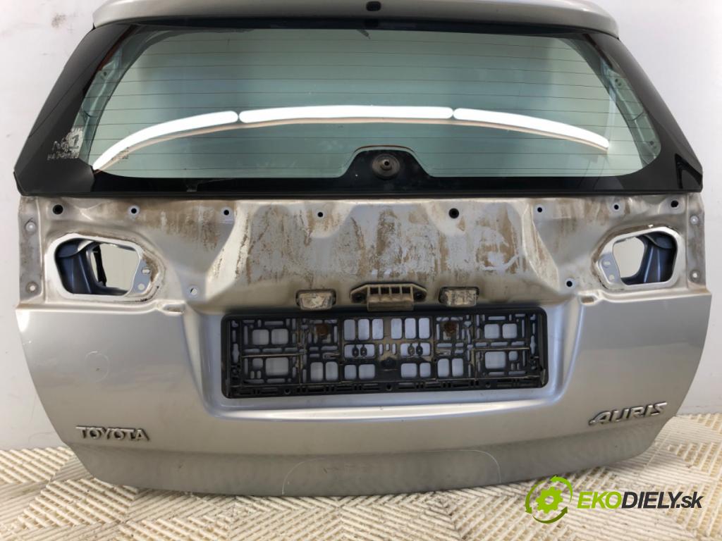 TOYOTA AURIS II Kombi 2014 97 kW 1.6 (ZRE185_) 1598 kapota zad 1F7