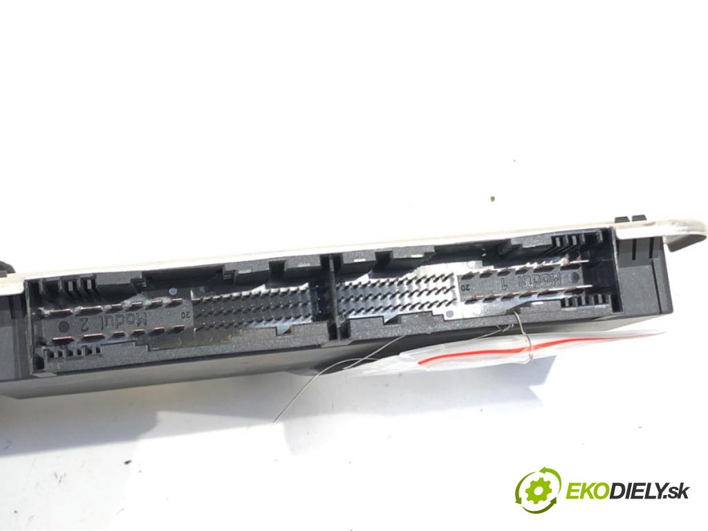 BMW F01 sedan 2008 180 kW 730 d 2993 modul světel 9205918