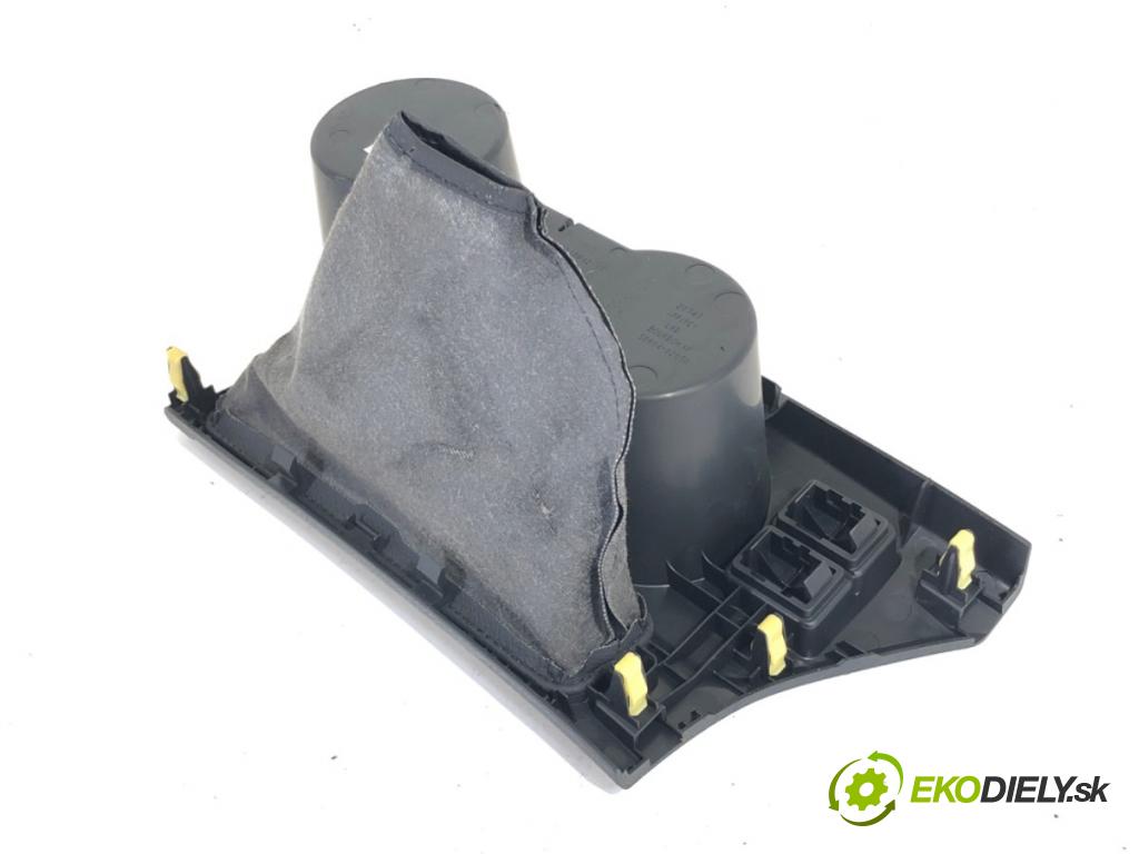 TOYOTA AURIS II Kombi 2014 97 kW 1.6 (ZRE185_) 1598 Držiak na nápoje 58804-02050 (Držiak (úchyt) na nápoje)