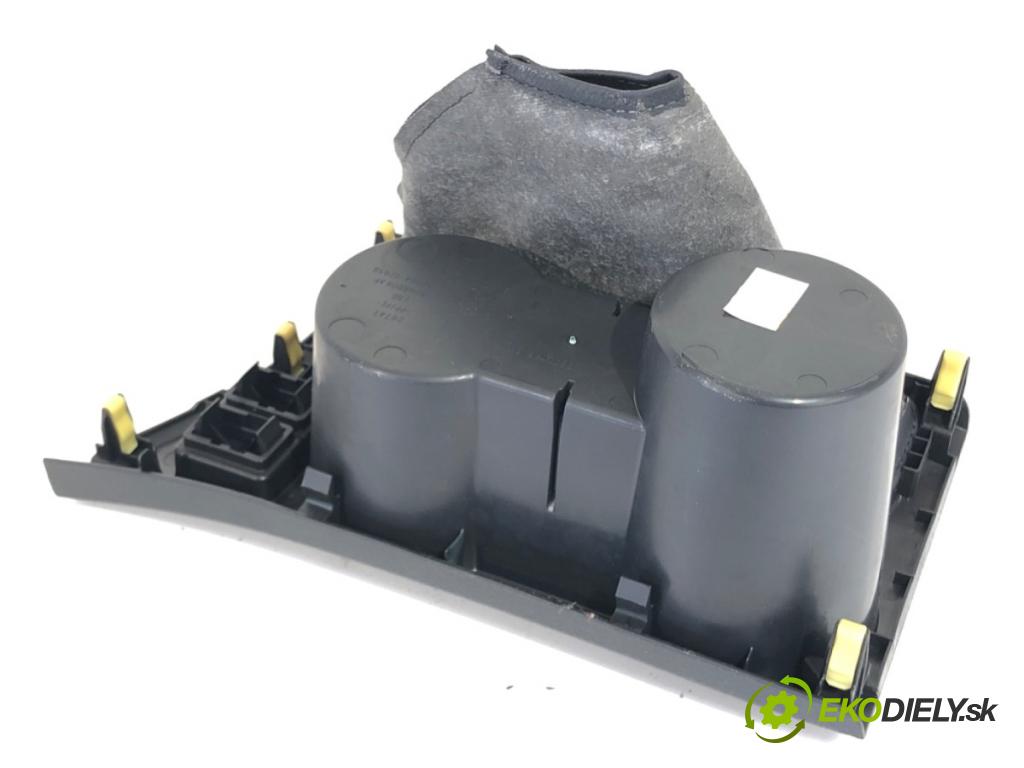 TOYOTA AURIS II Kombi 2014 97 kW 1.6 (ZRE185_) 1598 Držiak na nápoje 58804-02050 (Držiak (úchyt) na nápoje)