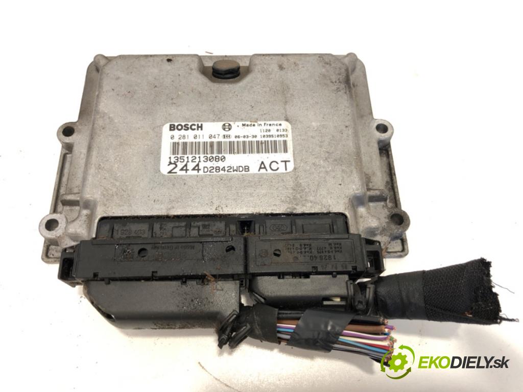 FIAT DUCATO II Autobus 2006 94 kW 2.8 JTD 2798 riadiaca jednotka Motor 1351213080 (Riadiaca jednotka)