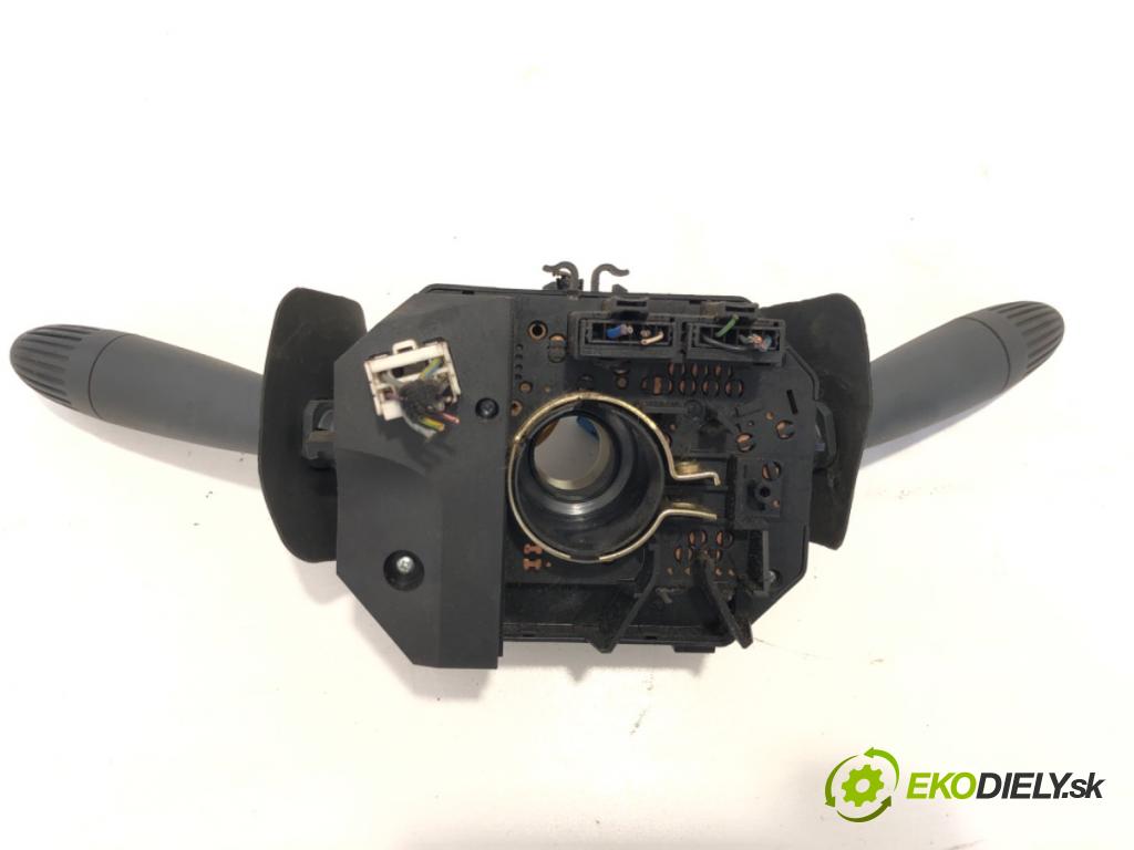 FIAT DUCATO II Autobus 2006 94 kW 2.8 JTD 2798 Prepínač kombinovaný  (Prepínacie páčky pod volantom)