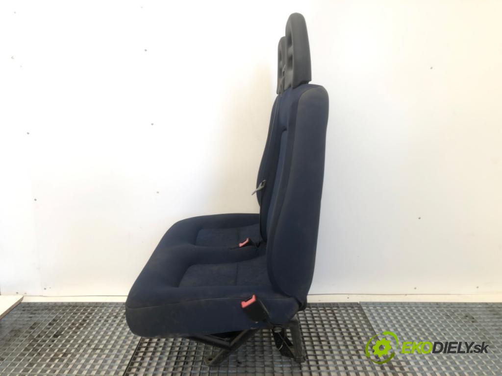 FIAT DUCATO II Autobus 2006 94 kW 2.8 JTD 2798 Sedadlo pravy predný