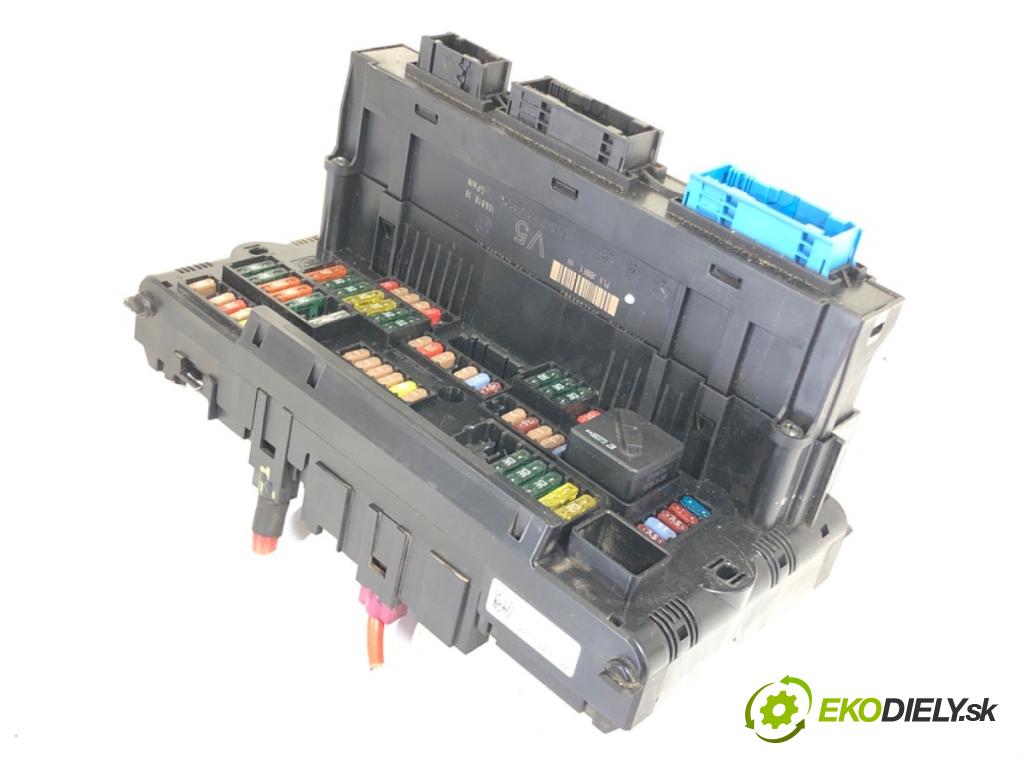 BMW F01 sedan 2008 180 kW 730 d 2993 Modul komfortu 9151320 (Modul komfortu)