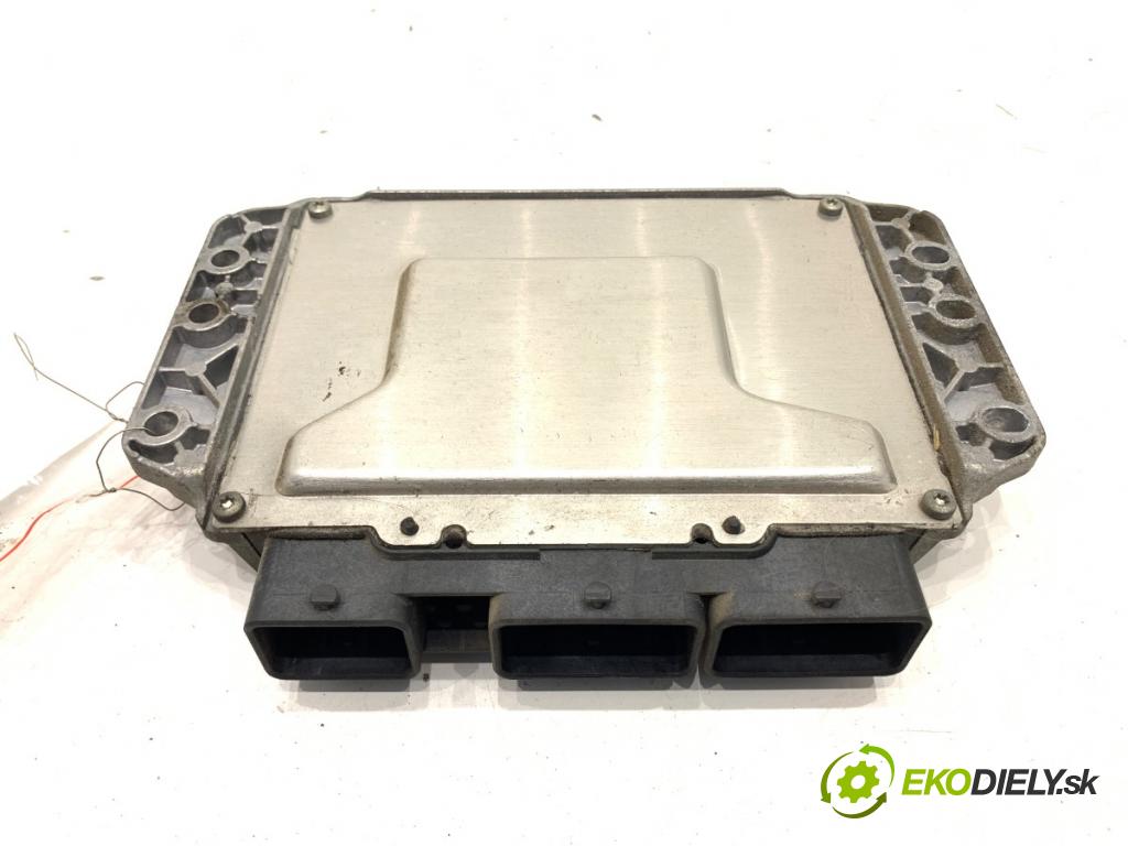 RENAULT MEGANE II liftback 2005 99 kW 2.0 16V (BM0U, CM0U) 1998 riadiaca jednotka Motor 8200387138 (Riadiaca jednotka)