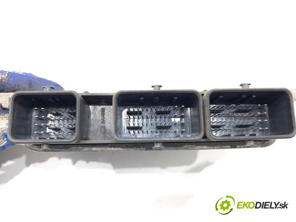 RENAULT MEGANE II liftback 2005 99 kW 2.0 16V (BM0U, CM0U) 1998 riadiaca jednotka Motor 8200387138 (Riadiaca jednotka)